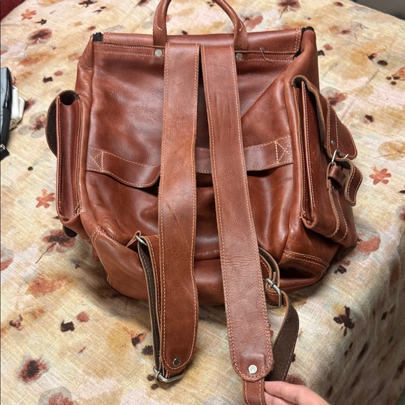 Men's Tan Leather Messenger Bag - Picture 2 of 6
